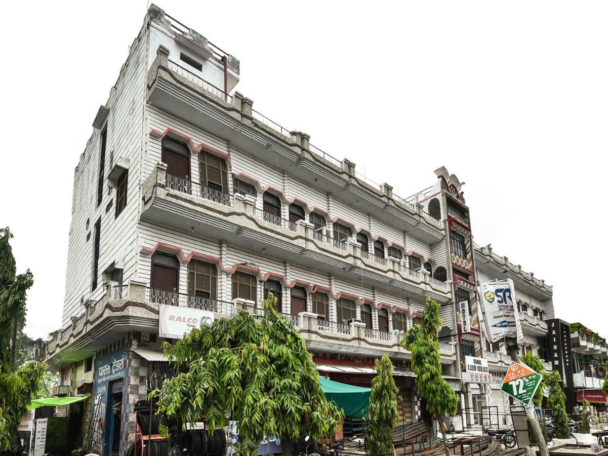 Hotel Lalit Palace Babina Екстер'єр фото
