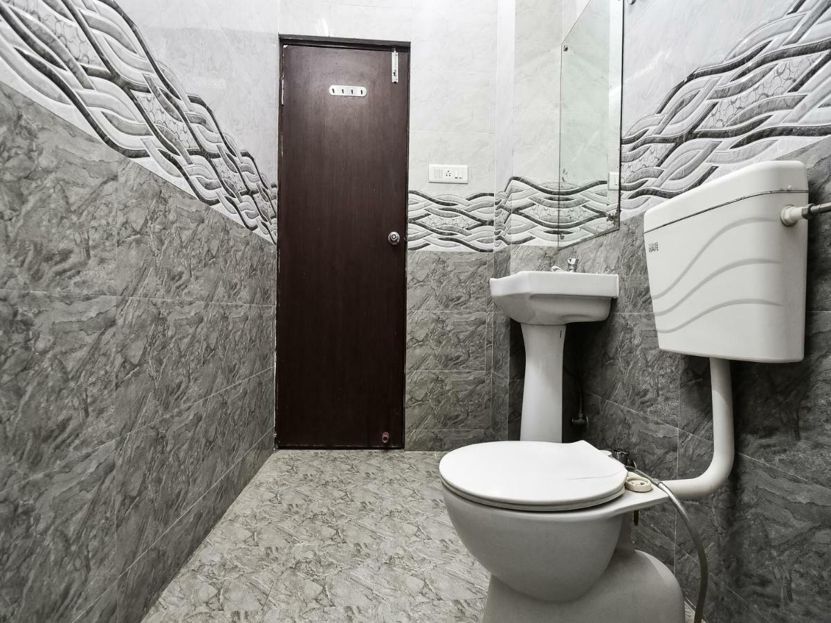 Hotel Lalit Palace Babina Екстер'єр фото