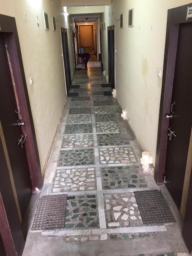 Hotel Lalit Palace Babina Екстер'єр фото